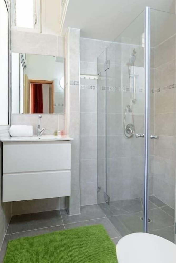 Apartment, 1 Bedroom (Ha-Yarkon St 210 Flat 4) photo 3