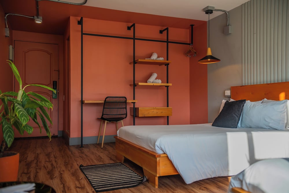 Standard Twin Room - Photo 5