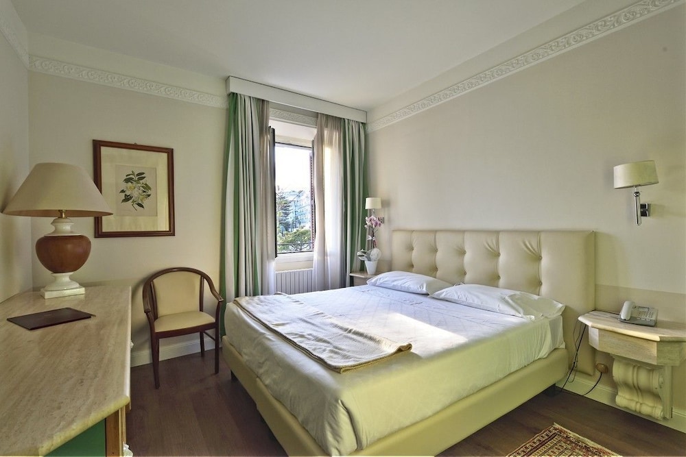 Double Room, Partial Sea View - Photo 2
