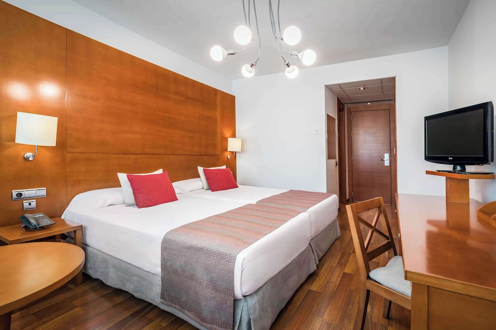 Superior Room - Photo 8
