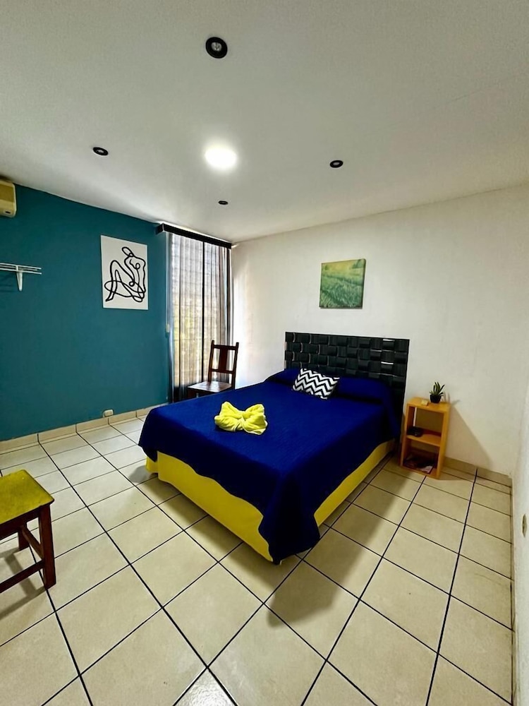 Deluxe Single Room