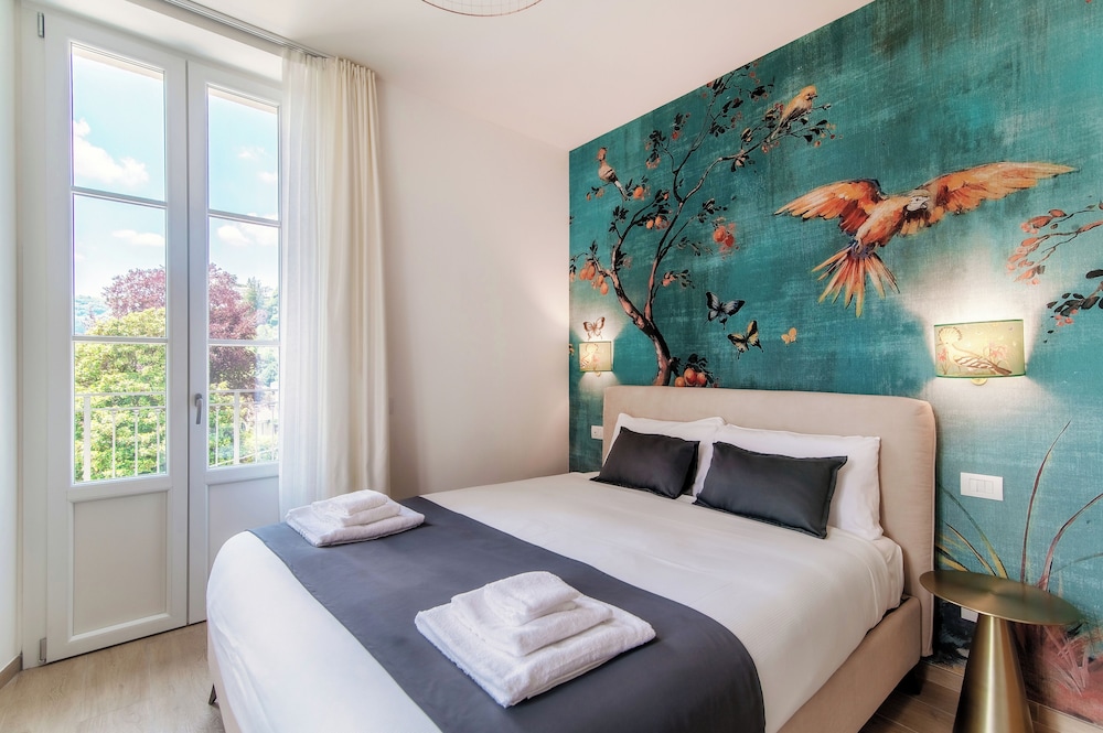 Deluxe Double Room, Lake View photo 1