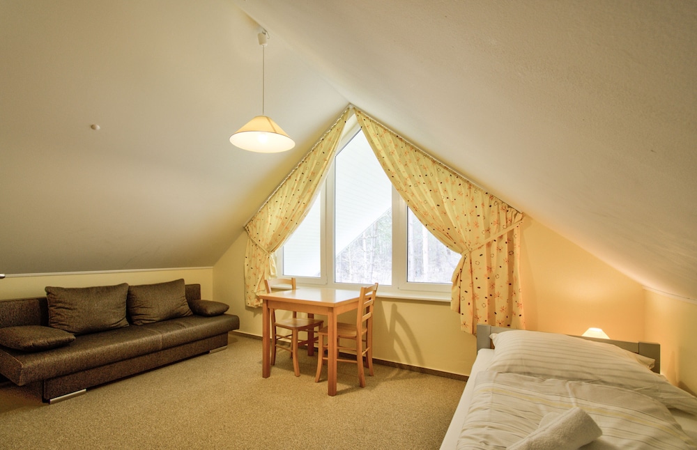 Comfort Townhome, 3 Bedrooms, Non Smoking photo 2