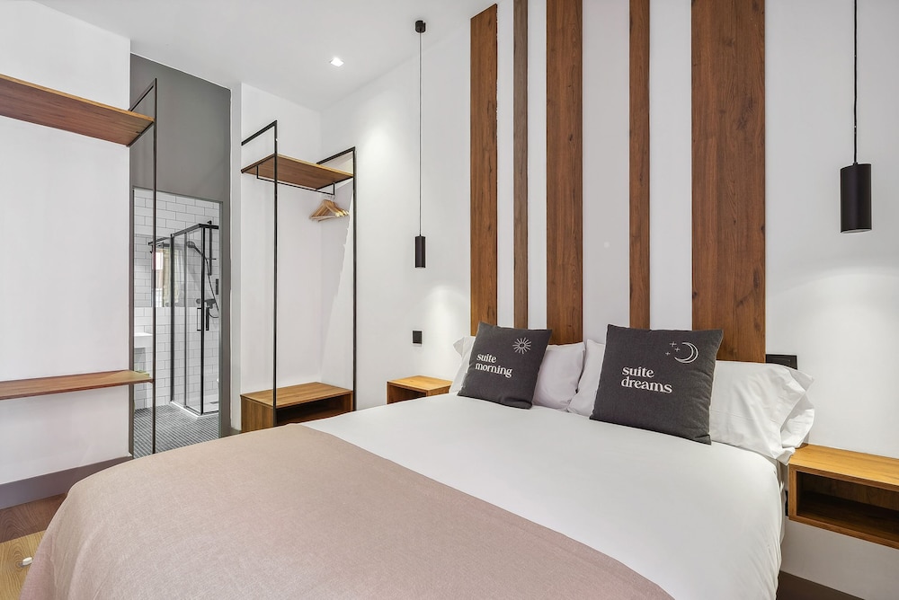 Apartamento de una habitación con balcón