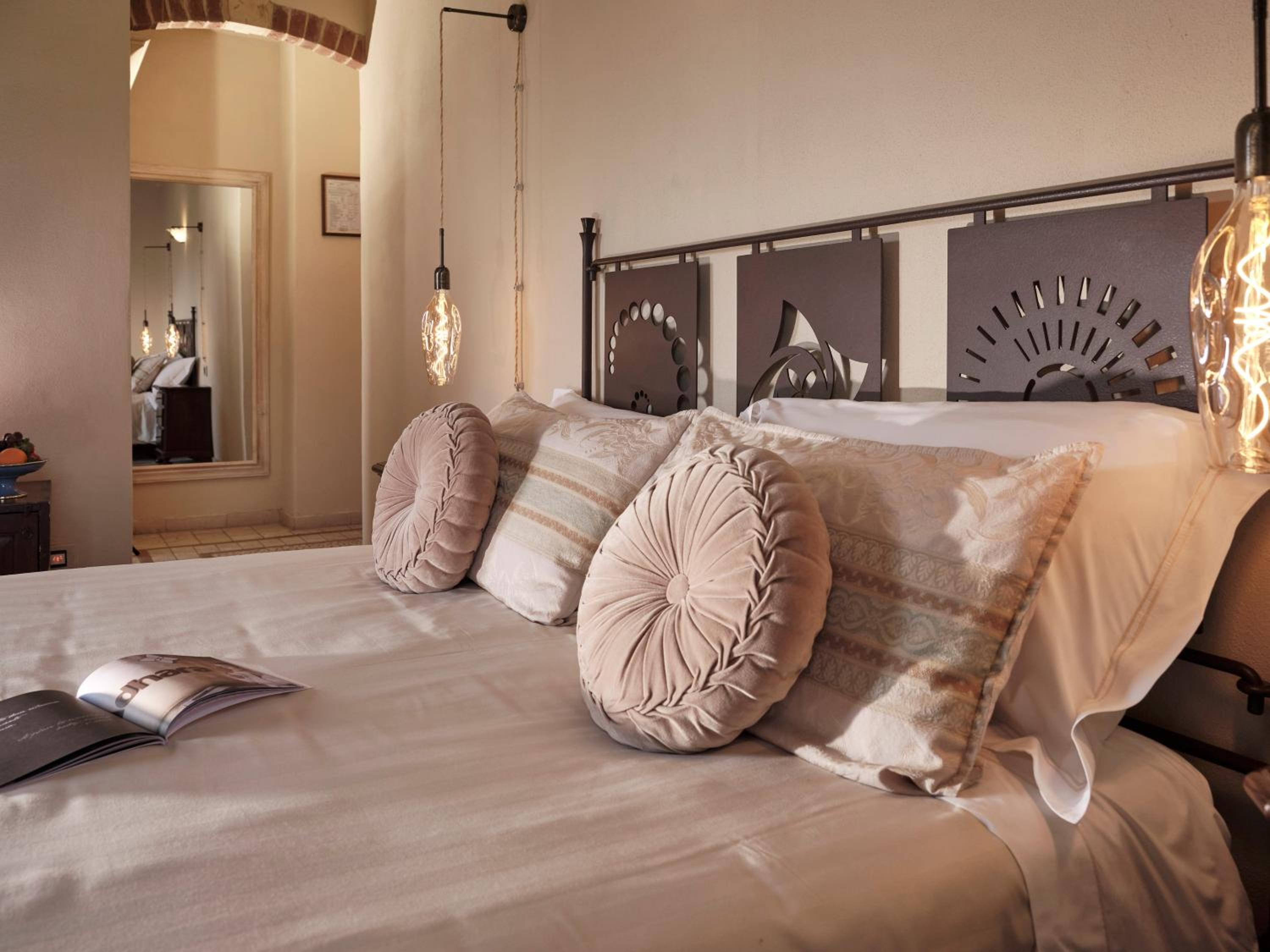 Double or Twin Room - Photo 3