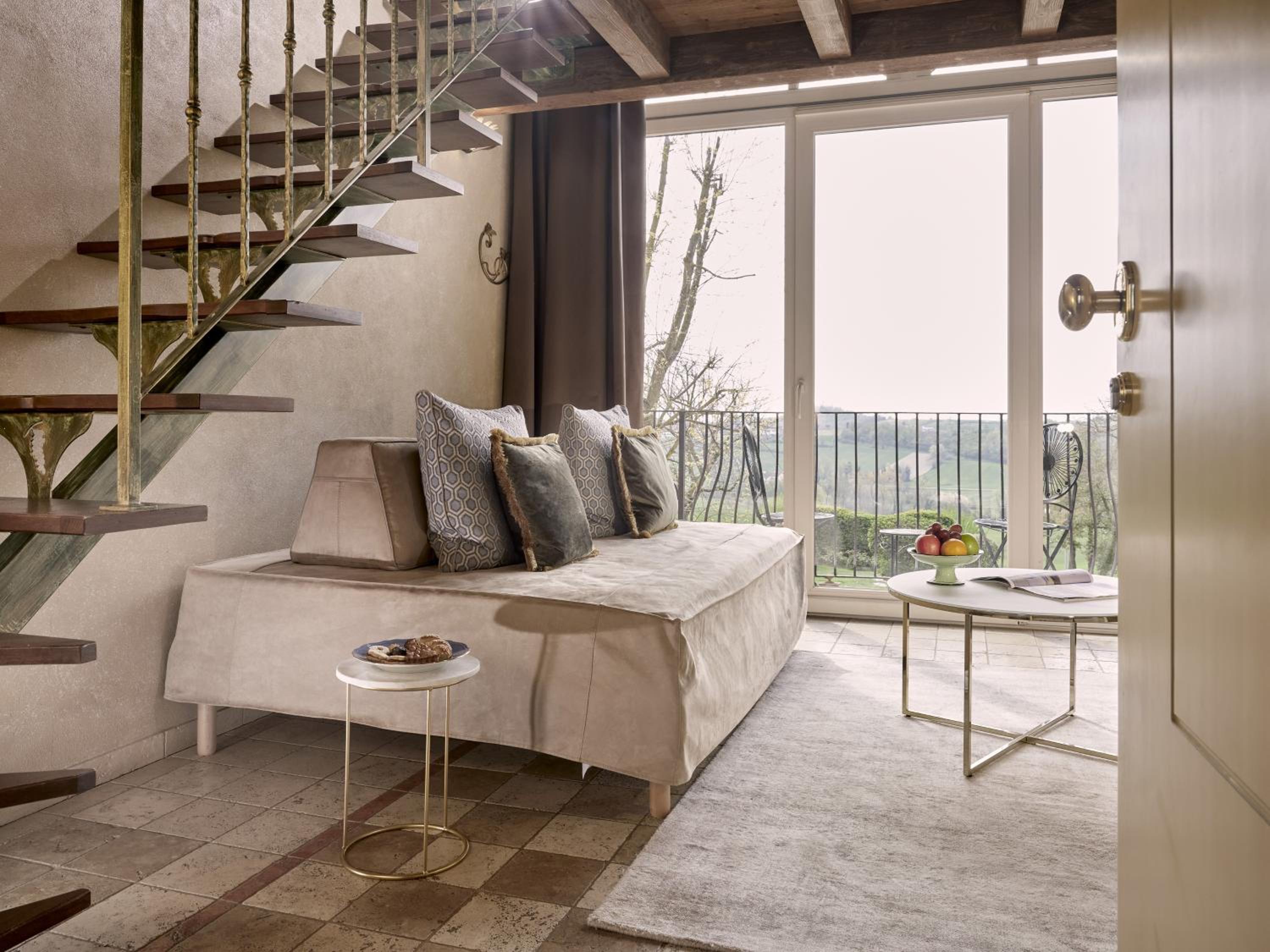 Junior Suite with Pool View - Photo 1