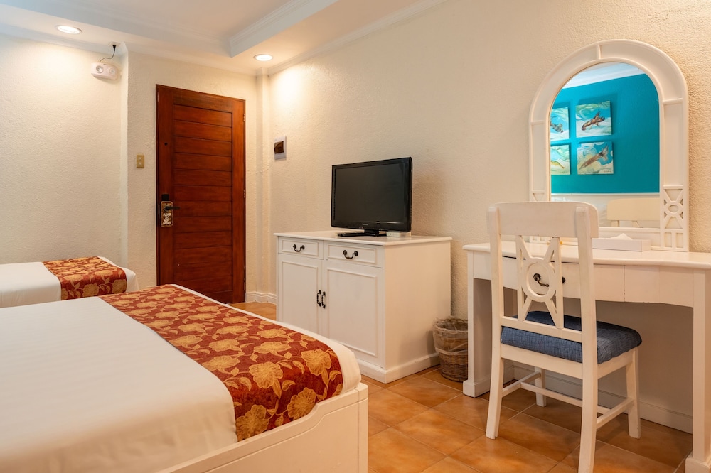 Deluxe Room - Photo 4