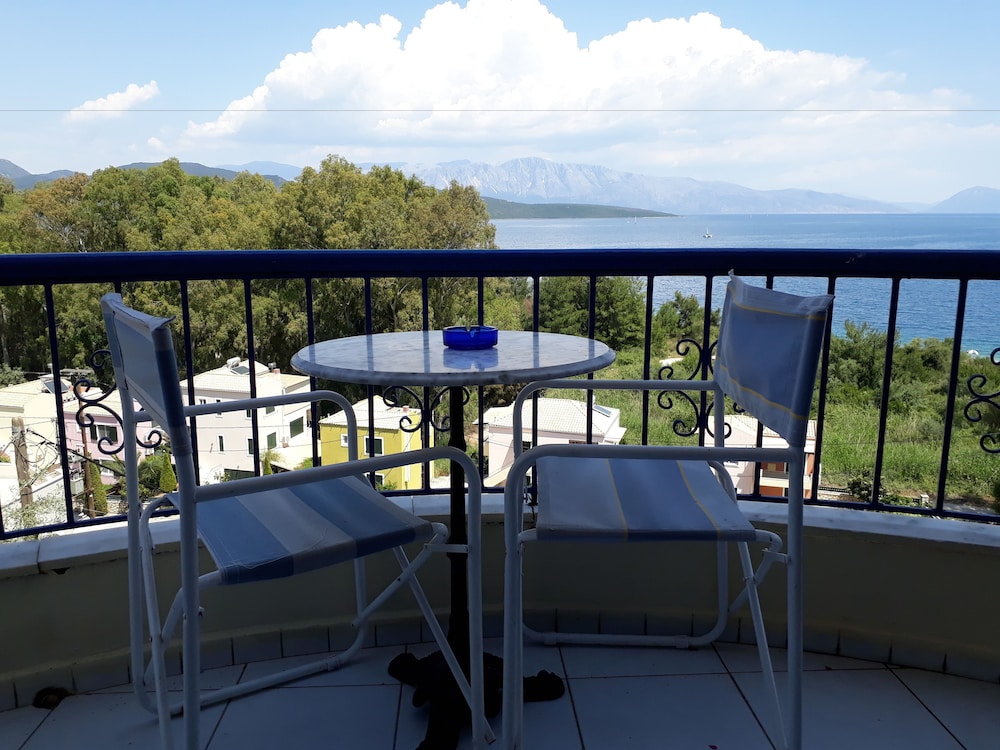 Double or Twin Room, Sea View photo 2