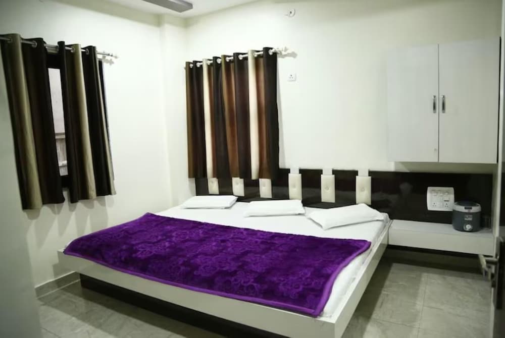 Deluxe Triple Room photo 3