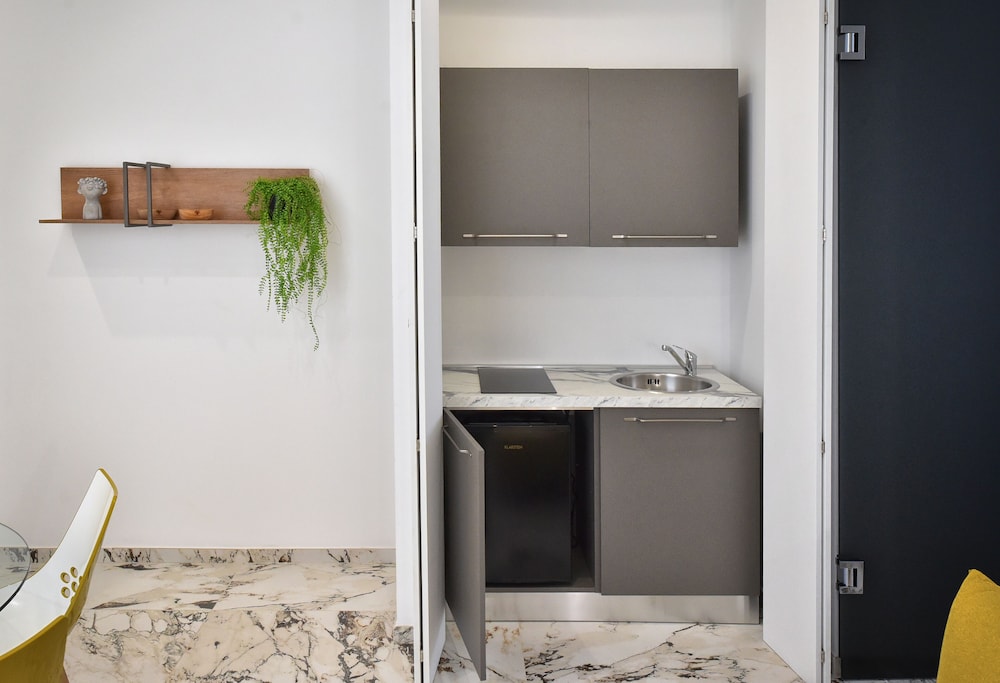 Exclusive Apartment, 1 Bedroom, Annex Building - Photo 5