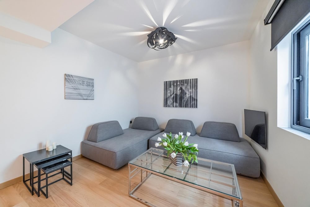 Villa, Accessible photo 1