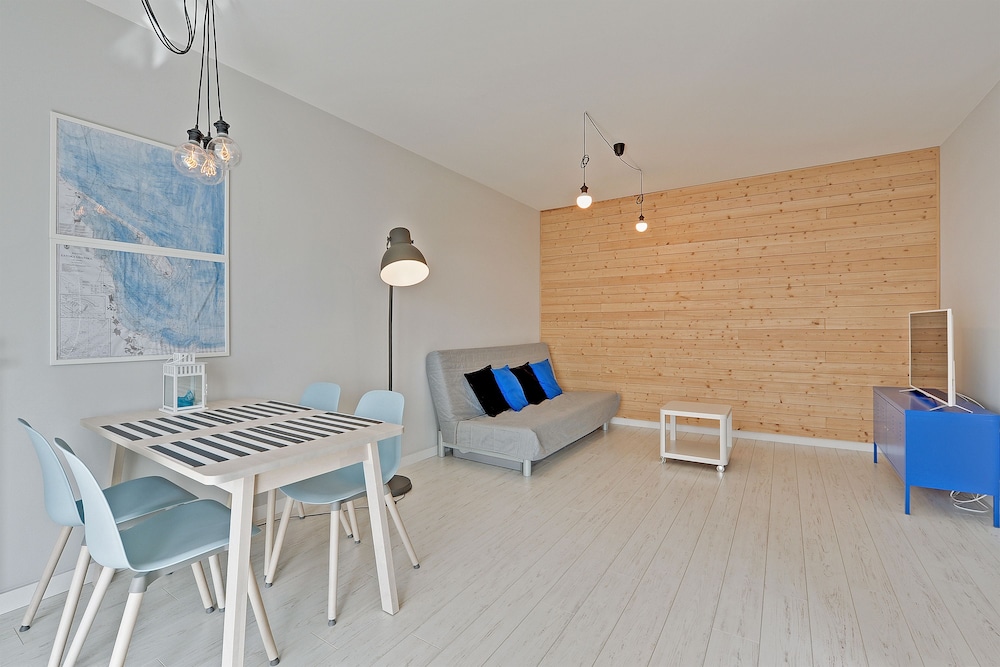 Deluxe Apartment, 1 Bedroom, Balcony, Courtyard Area (Chmielna 71/47)