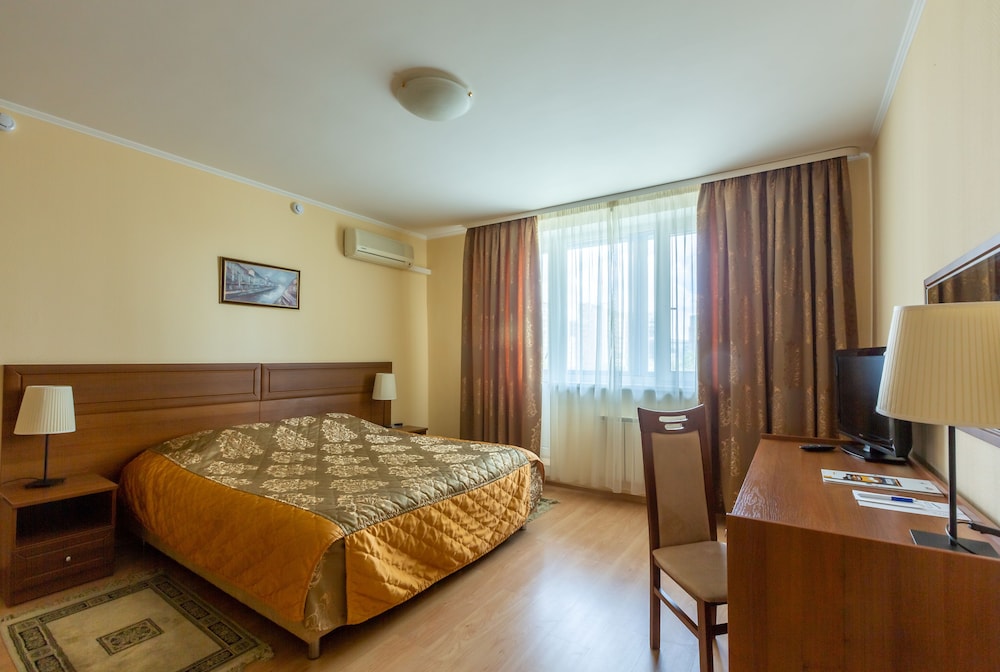 Standard Double or Twin Room photo 1