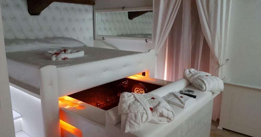 Premium Suite