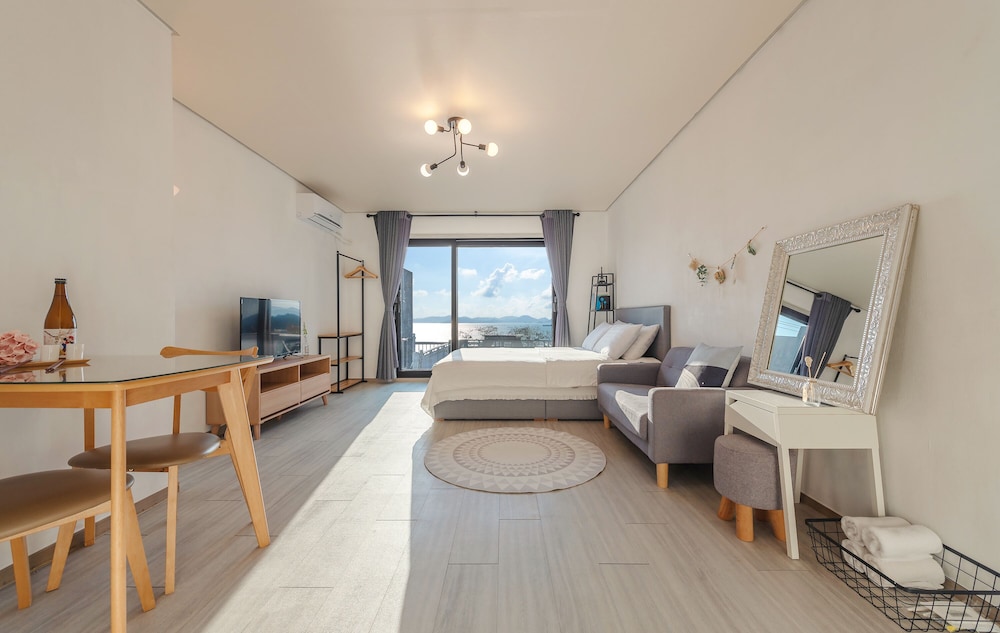 Superior Double Room, Terrace, Ocean View (Shamu)