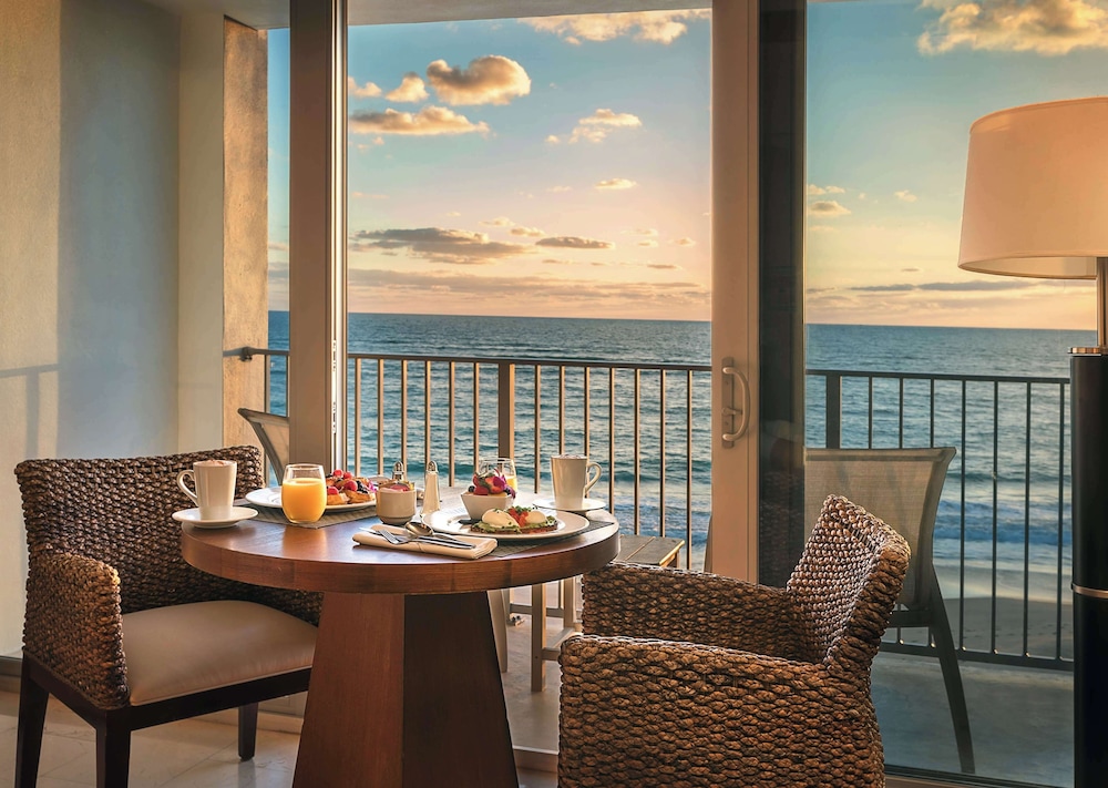 Room, 2 Double Beds, Oceanfront - Photo 1
