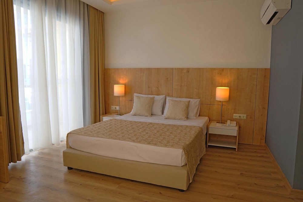 Standard Room - Photo 12