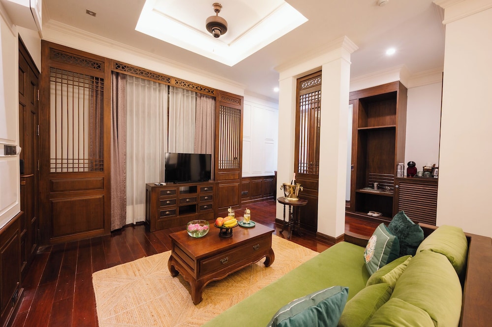 Superior Double Room, Pool View