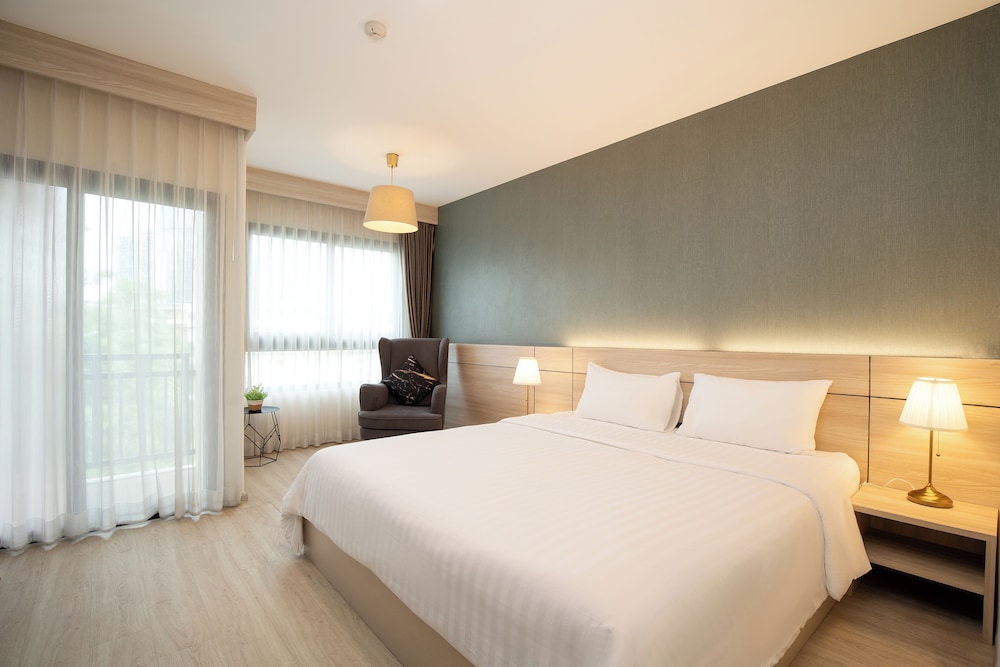 Deluxe Double Room photo 2