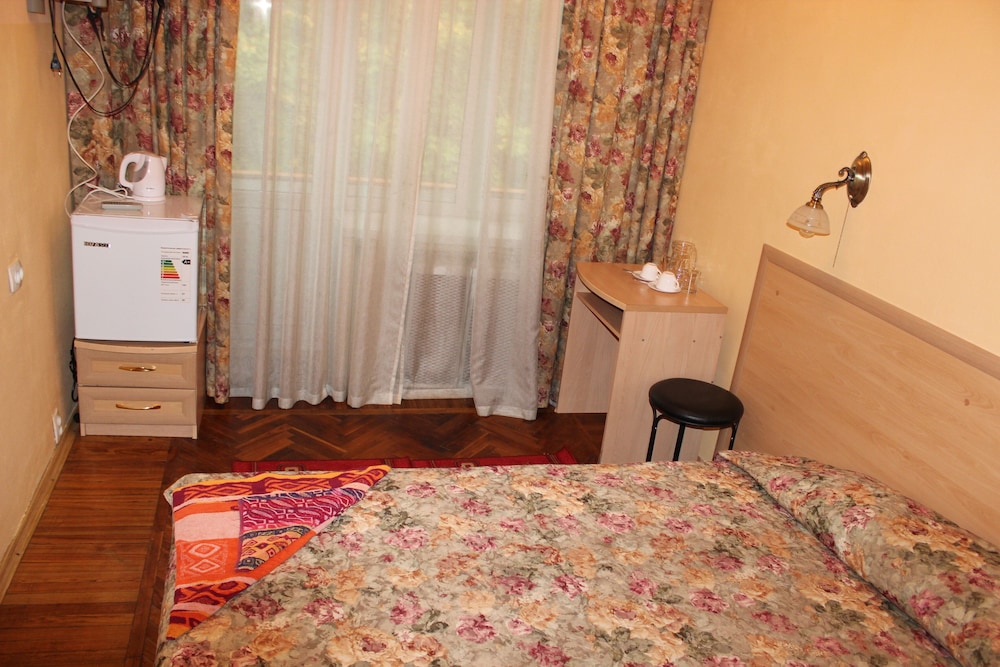 Superior Double Room, Partial Lake View