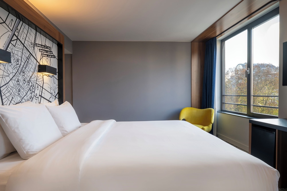 Superior Room, 1 King Bed - Photo 3