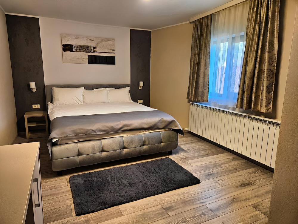 Comfort Room photo 2