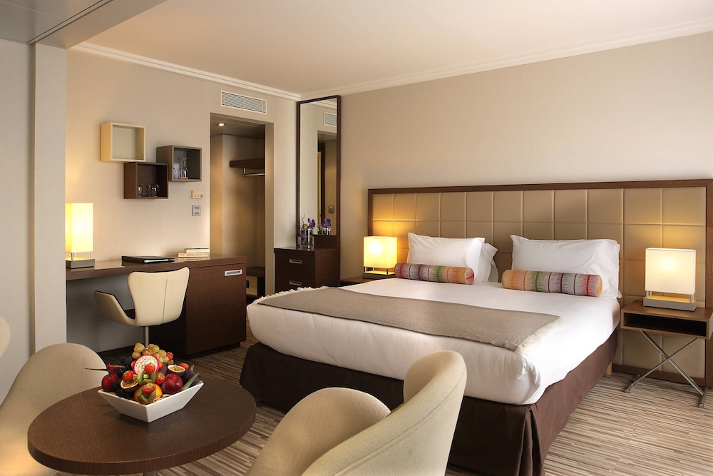 Family Suite, 1 Queen Bed with Sofa bed, Balcony (Balcony)