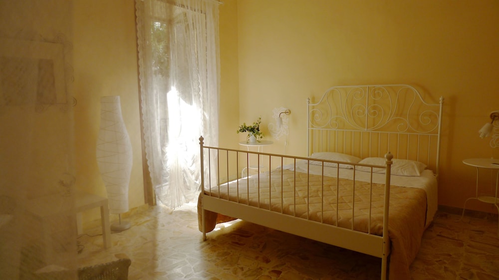 Comfort Quadruple Room, Private Bathroom, Garden Area photo 2