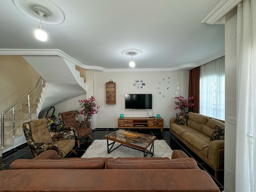 Premium Villa photo 2