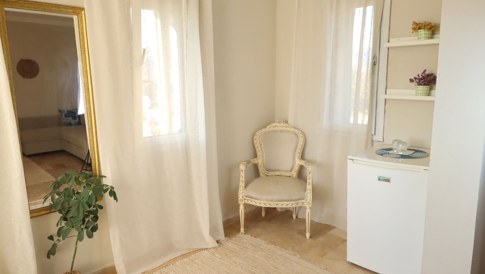 Deluxe Room, Garden View photo 2