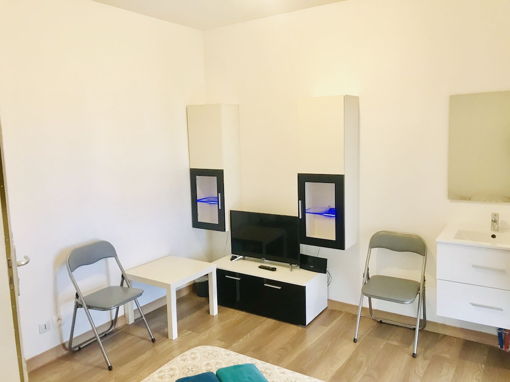 Double Room, 1 Queen Bed, Non Smoking (Cocoon 2) photo 2