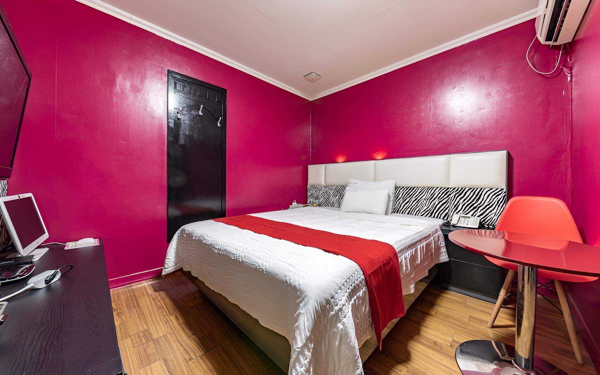 Room (Solo travel room (existing 1 person/m) photo 1