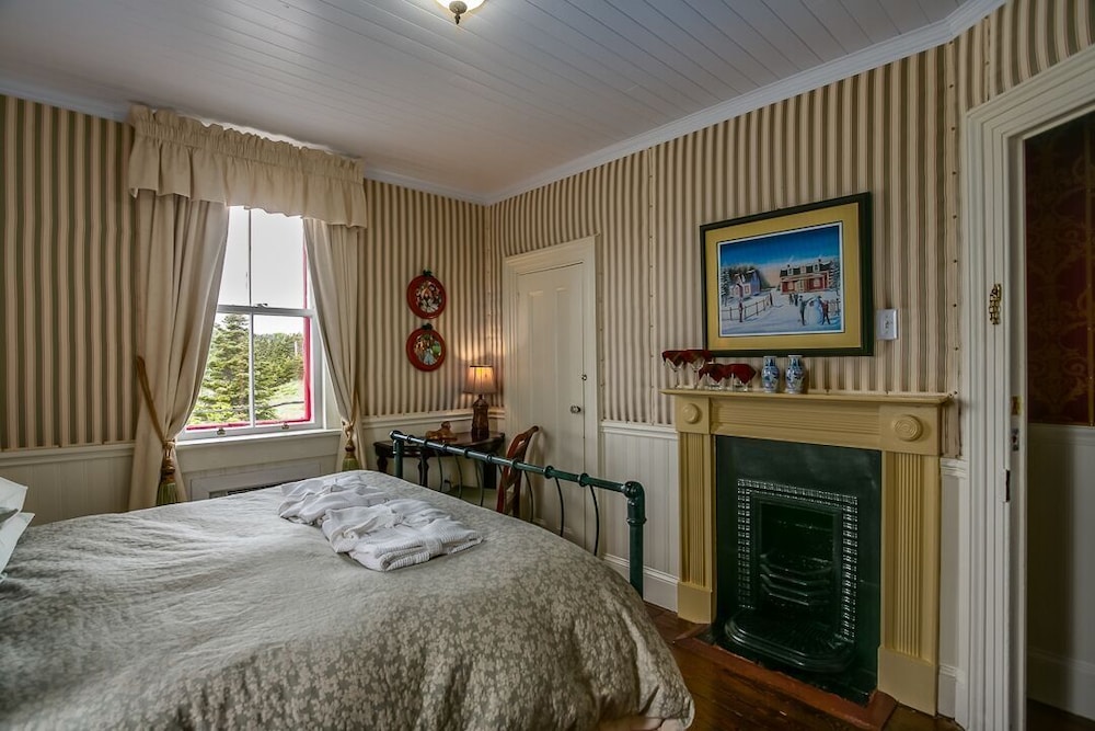 Albert Room photo 1