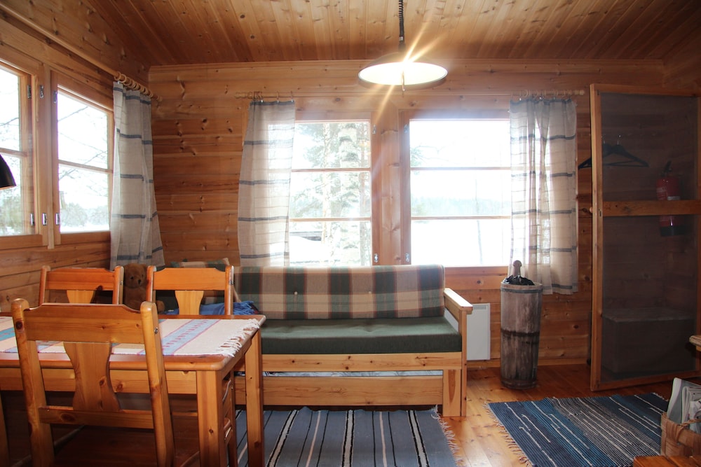 Economy Cabin, Sauna, Lakeside photo 1