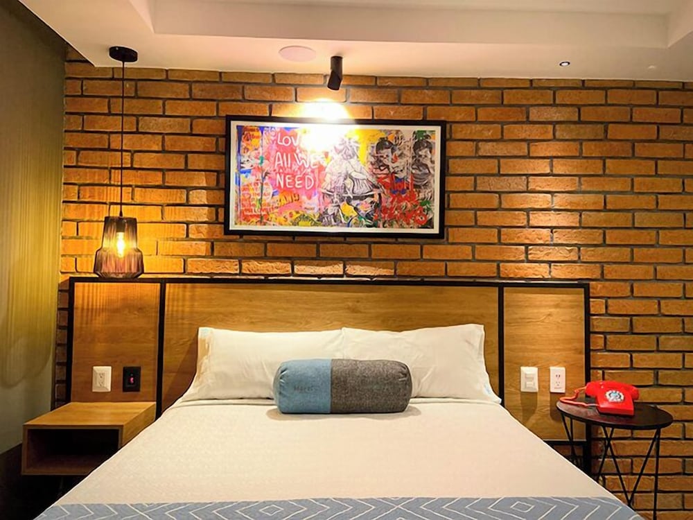 Deluxe Room - Photo 1