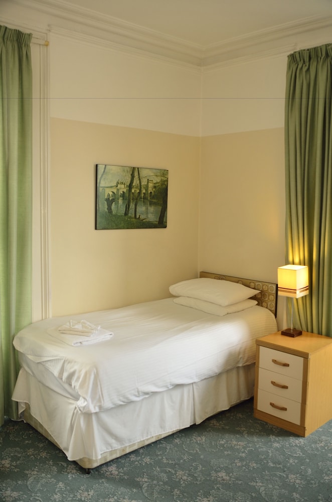 Single Room photo 3