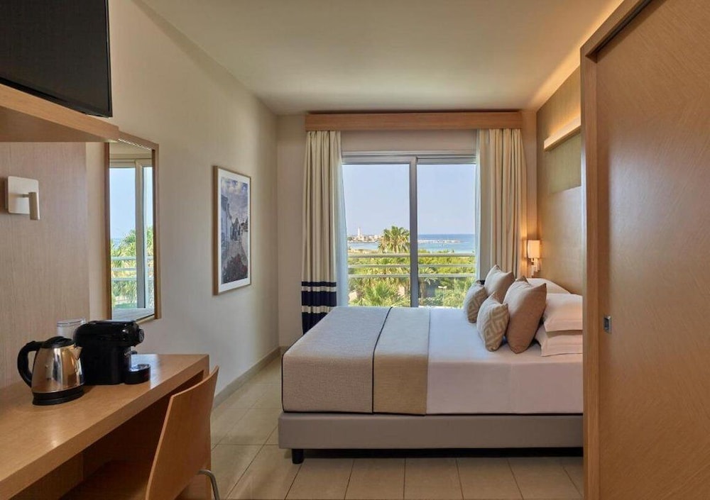 Junior Suite, Sea View - Photo 1