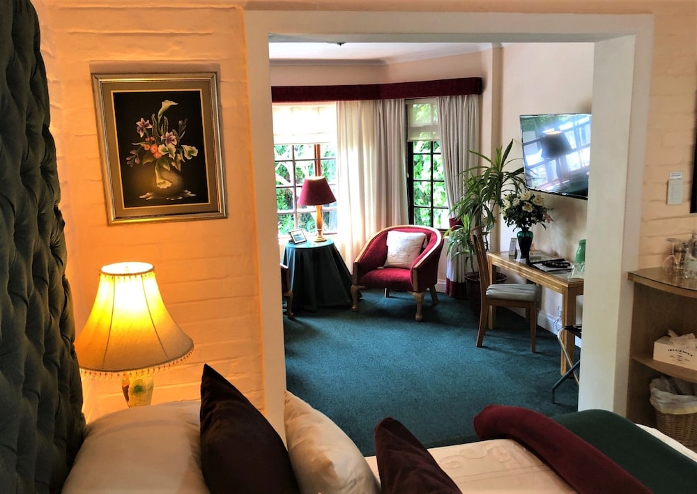 Suite (The regency) photo 2