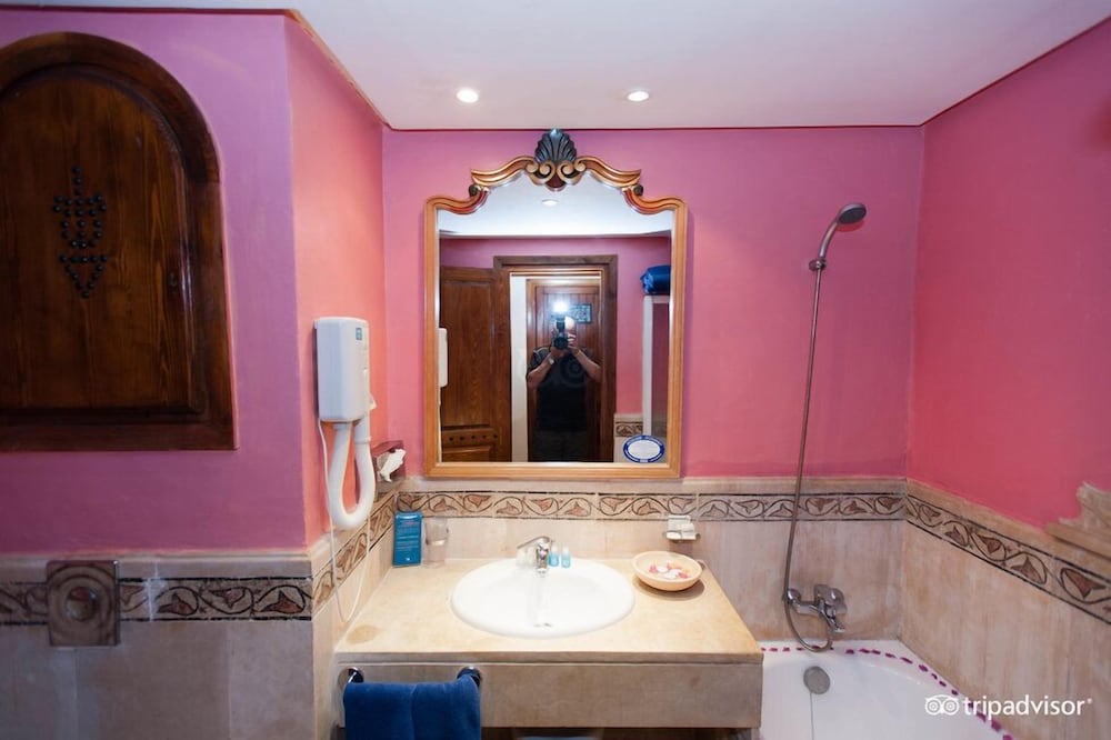 Standard Single Room photo 2