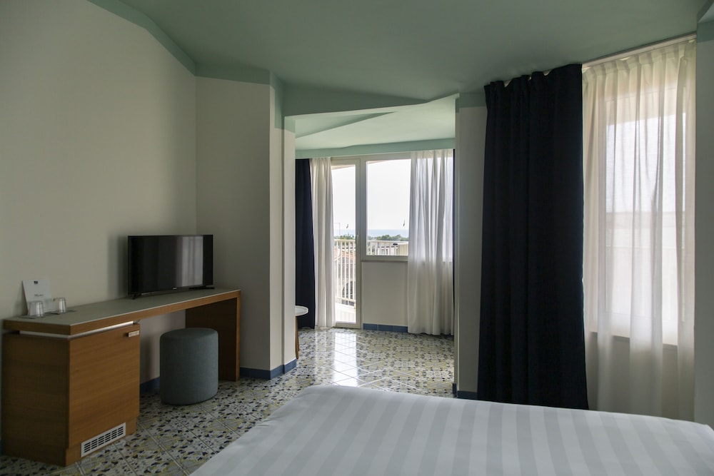 Junior Studio Suite, Sea View photo 2