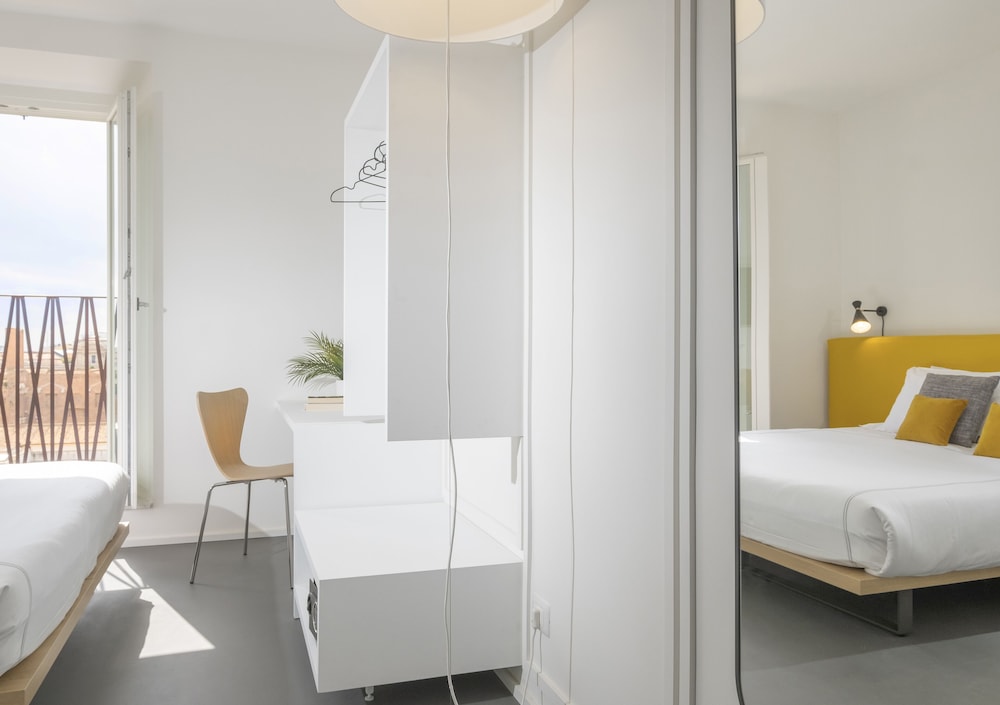 Deluxe Double Room, Balcony