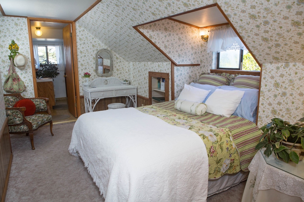 Granny s attic