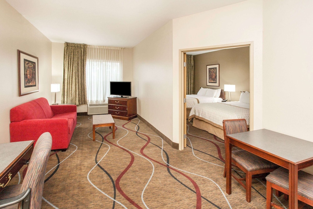 Suite, 1 Bedroom, Non Smoking (2 Queen Beds) - Photo 1