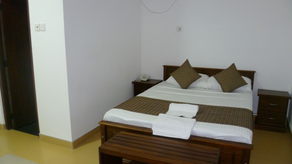 Comfort Double Room, 1 King Bed with Sofa bed, Accessible, City View