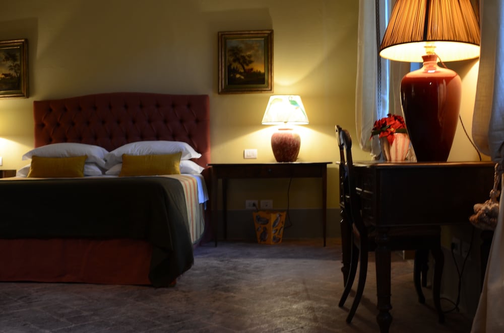 Deluxe Double Room, 1 King Bed photo 3