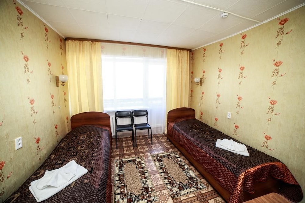 Standard Twin Room photo 2