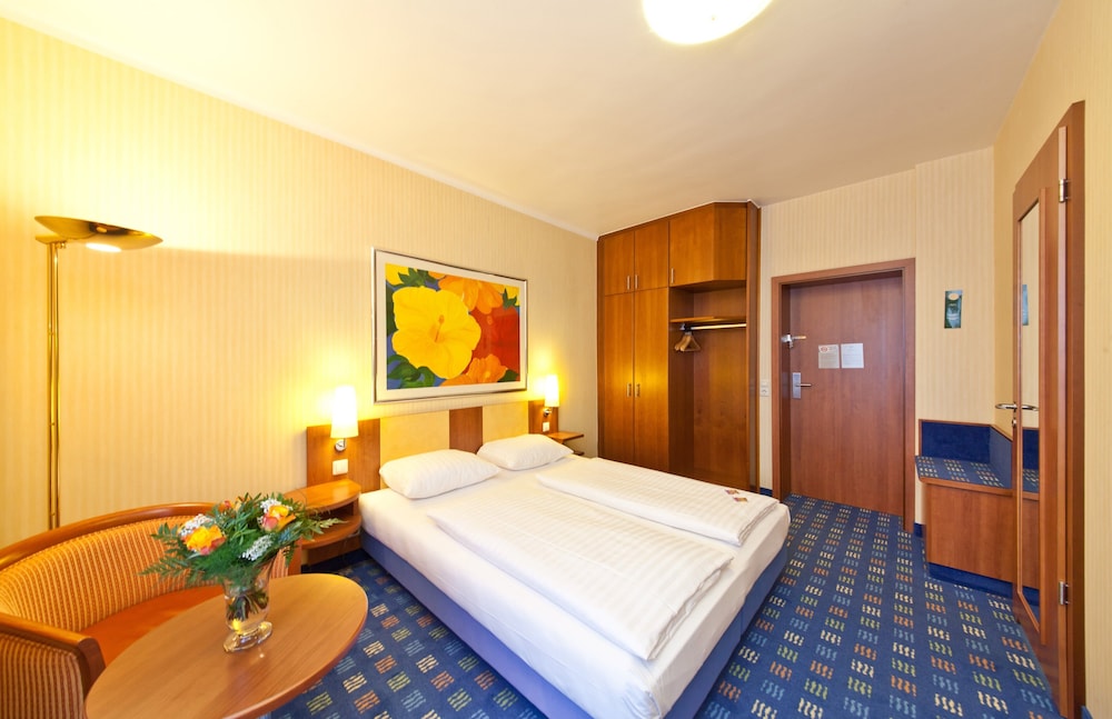 Standard Double Room - Photo 1
