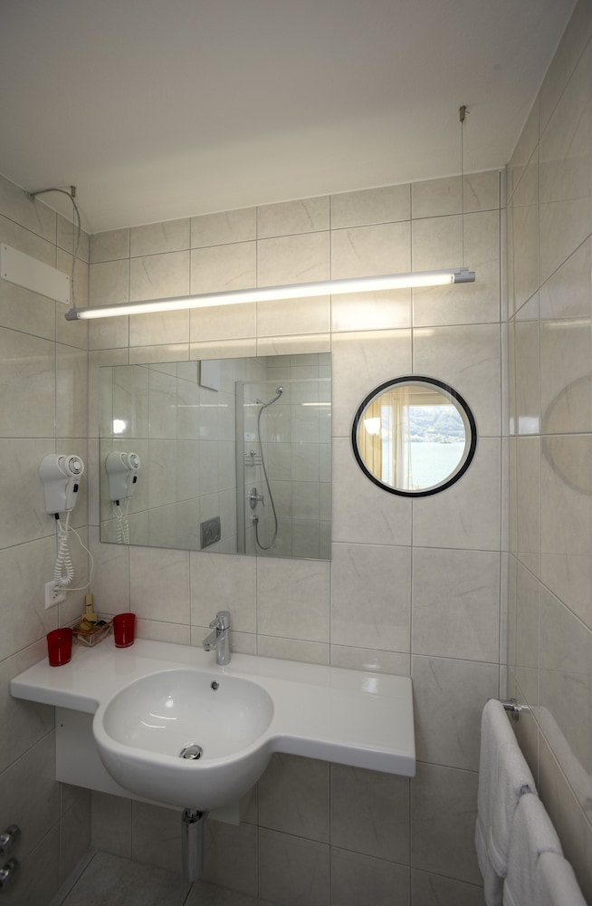 Standard Double or Twin Room photo 2