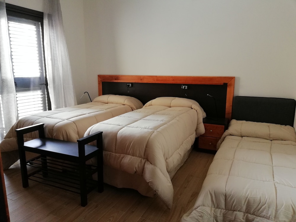 Basic Triple Room