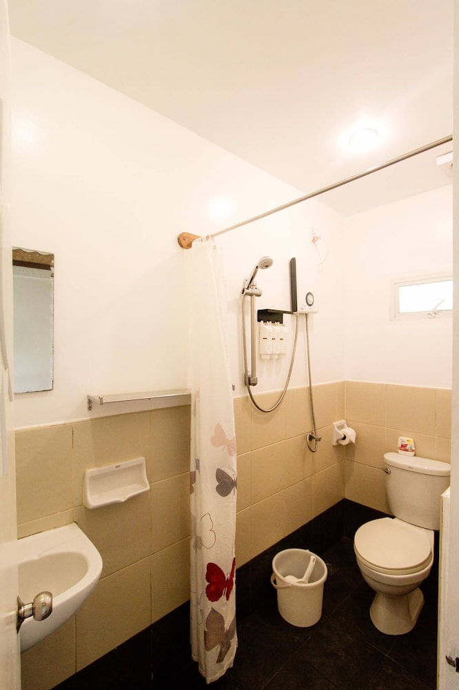 Semi-Deluxe Room photo 2